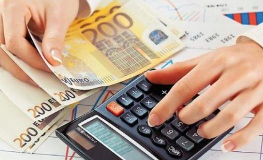 Tatimi shtese per te dypunesuarit me te ardhura mbi 2 mln leke- KLSH: I paligjshem